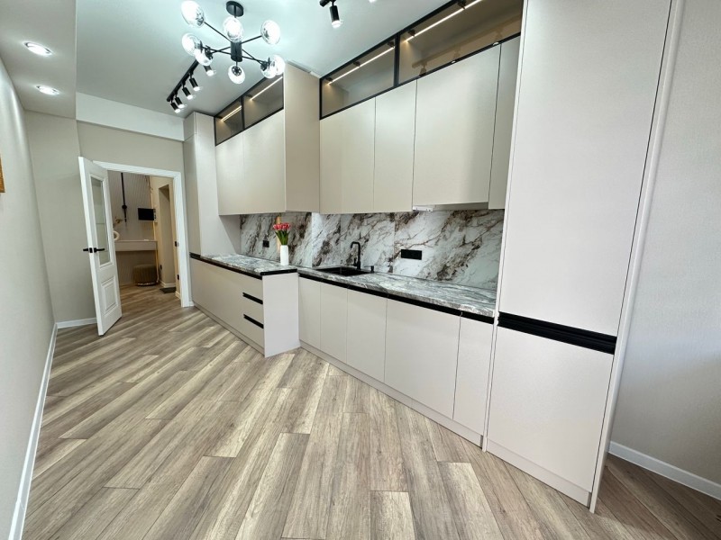 Продаётся 3х - комнатная квартира