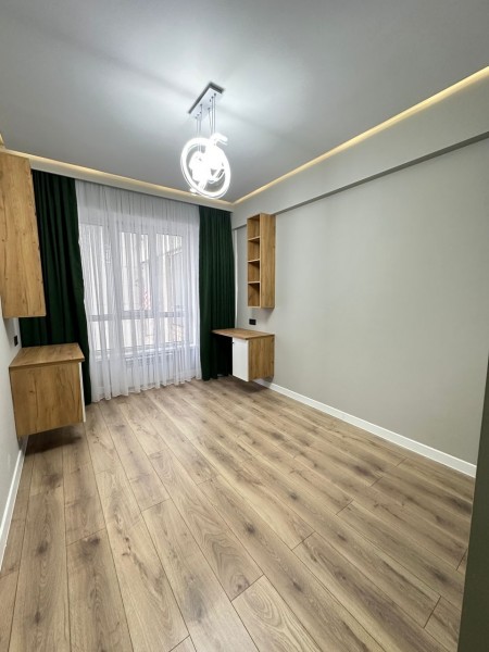 Пр-ся 3 ком 84м2