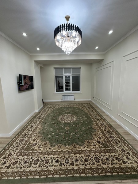 Срочно продается 2х ком. Квартира 75м2